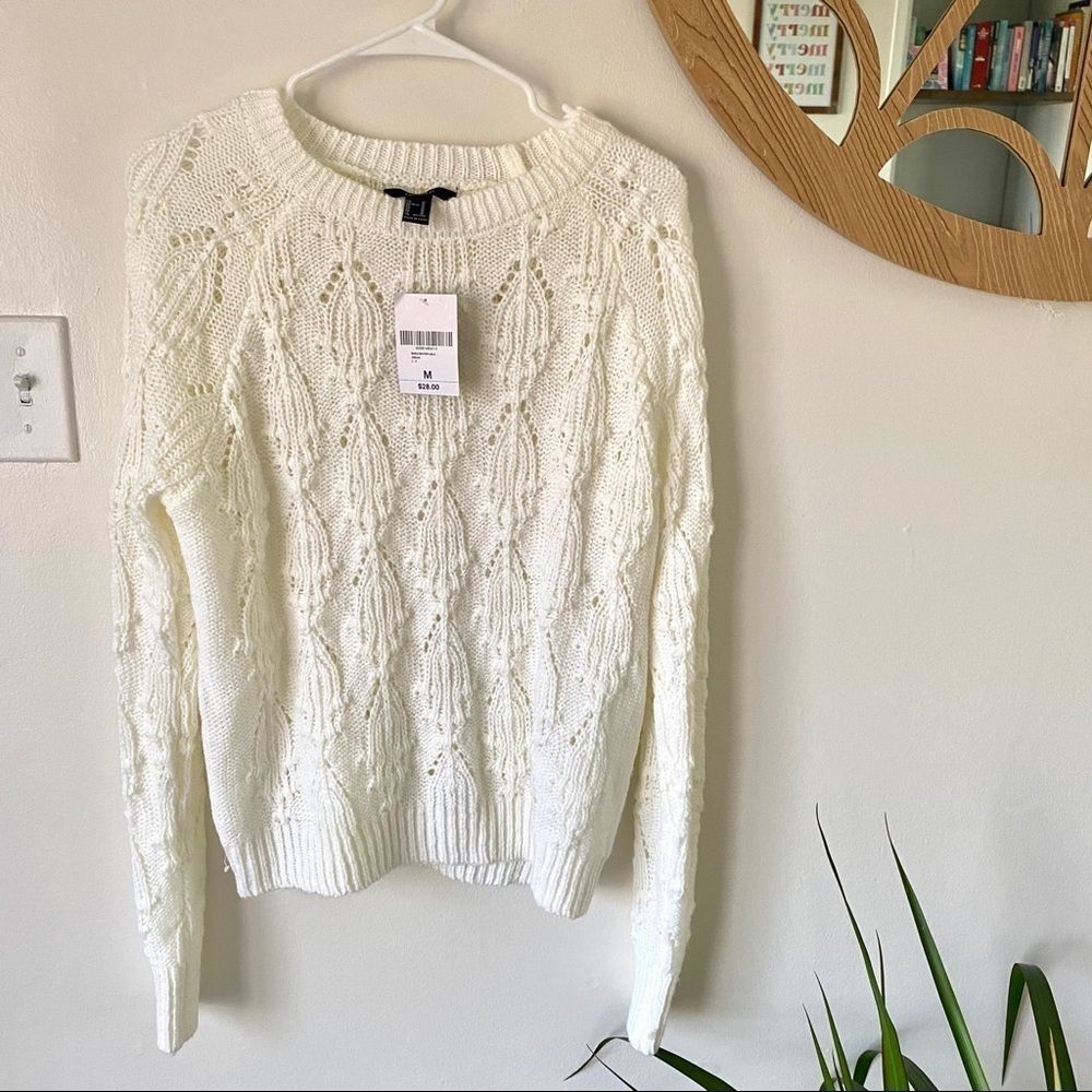 NWT F21 WHITE SWEATER MED